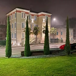 Hotel Villa Maranello 3* Maranello