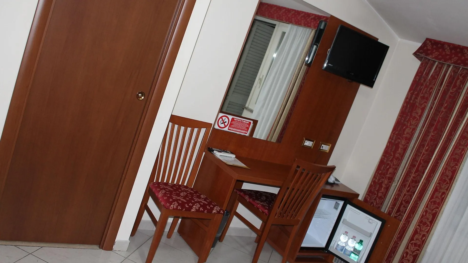 **  Hotel Vitti Rzym Włochy